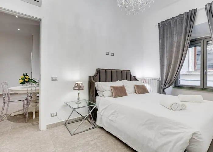 Crystal Trevi Fountain - Romedreamhome Rome